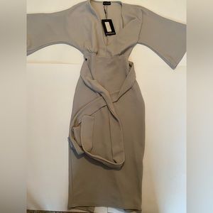 Pretty Little Thing Ice Grey Kimono Sleeve with Waist Tie Midi Dress Size 8